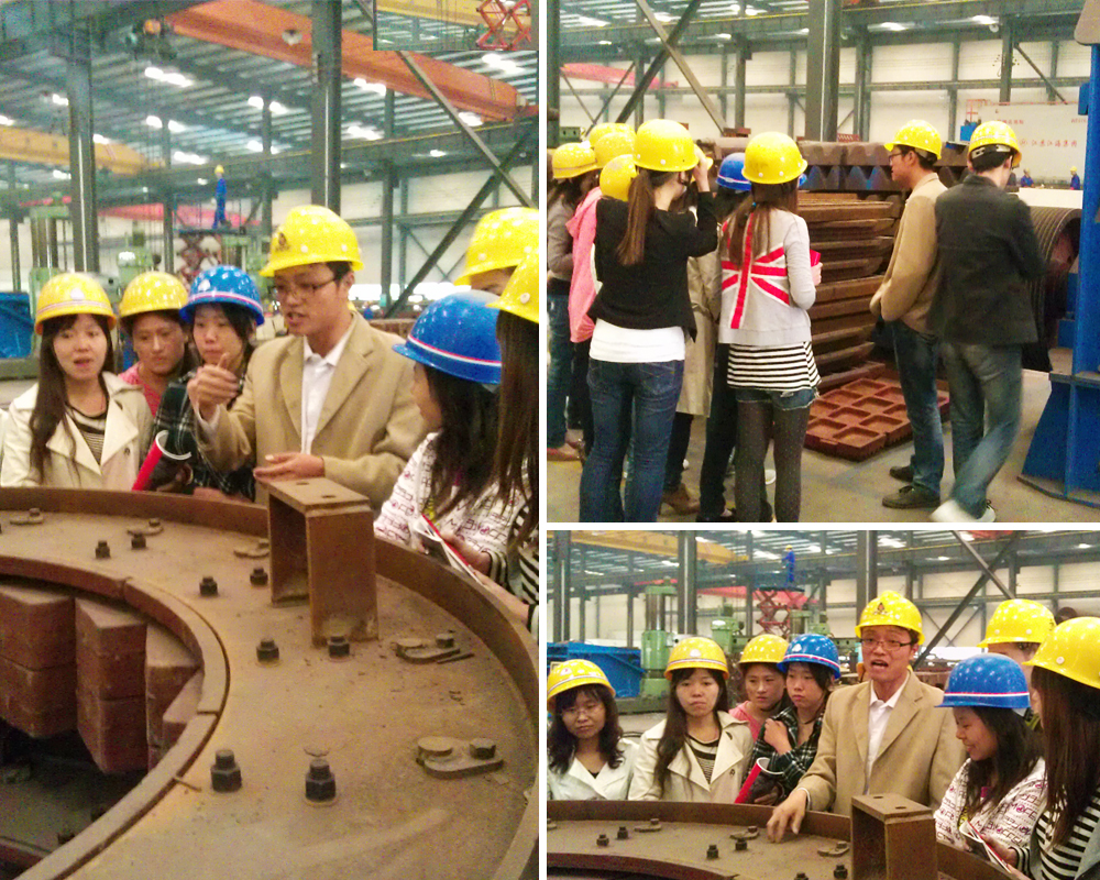 Staff of YIFAN Marketing Department Studied Products in Workshop